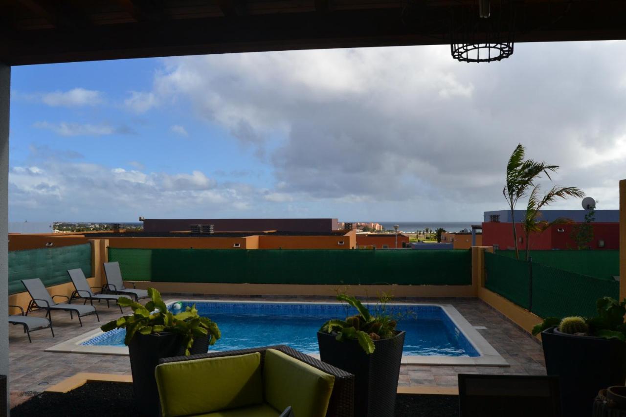 Golf Las Salinas Villa Carlotta With Private Heated Pool With Additional Cost Caleta De Fuste Ngoại thất bức ảnh